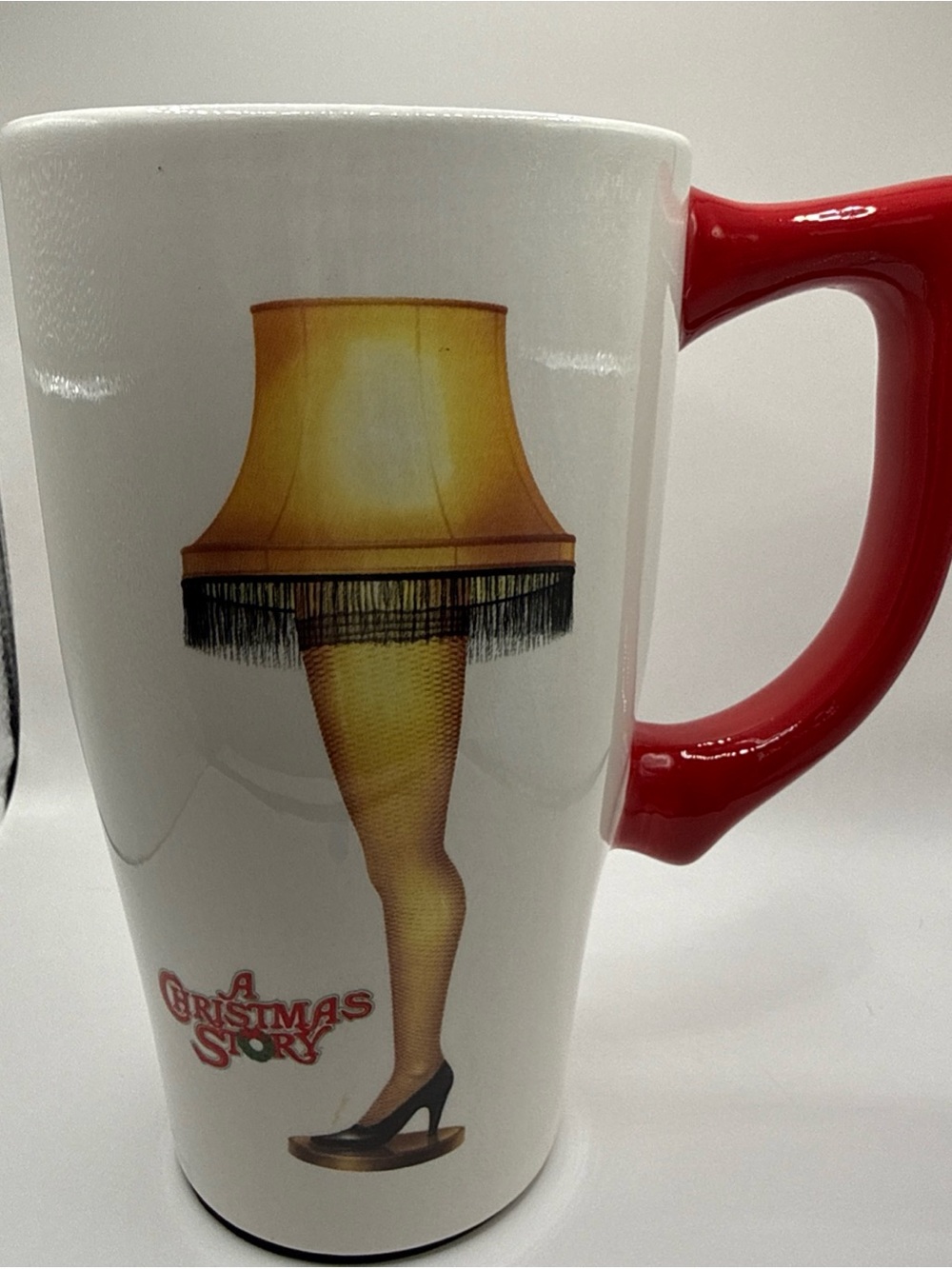 A Christmas Story Leg Lamp Ceramic Travel Mug, 18 ounces, White 4055